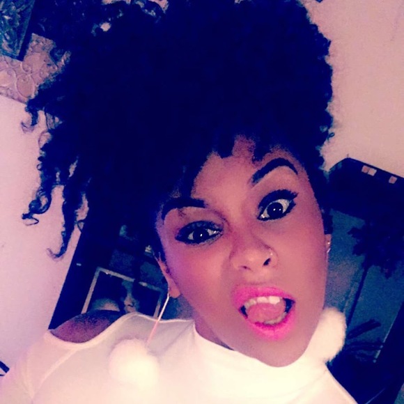 Meet your Posher, Justanordinarycurl - Picture 1 of 1